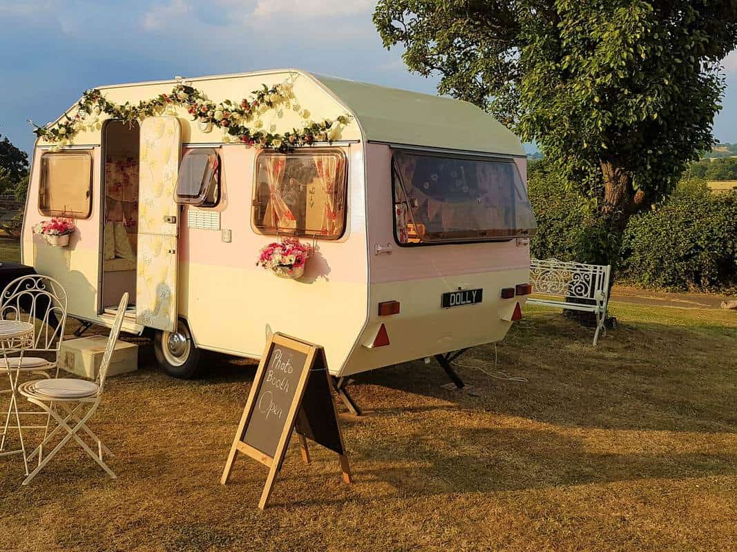 Vintage Caravan Photo Booth 8